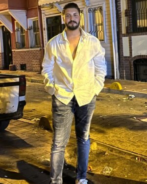 Kobra Murat Instagram - @yygtdvn kobra muratın ortanca oğlu @yygtdvn  Paşaların paşası evladım manken kılıklı dünya yakışıklısı paşam seni seviyorum babaaaamm