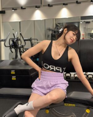 Konomi Naito Instagram - 💪🦍🌹

出し入れできる筋肉を。

🆕NIKE PRO インディプランジ
ミディアムサポート

@niketokyo 
@nikewellcollective

#nike#niketrainer#japan#japanese#training#重厚ボディ#つよカワ女子#このみん#マチョ活