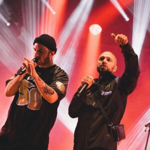 Koriass Instagram - ⠀⠀⠀⠀⠀⠀⠀⠀
Tu veux pas manquer le party de famille gastronomique qu'on est train de te monter ce vendredi 25 août au @festival_de_la_poutine de Drummondville, cette nouvelle métropole québécoise !!! 🤤

C’est nous qui vous préparons la meilleure poutine musicale du festival. Dans mes invités, entre @koriassreal, @foukizay et @souldia.officiel, qui est la frite 🍟 qui est le fromage squick squick 🧀 et qui est le gravy ??? Merci de les tag en commentaires de ce post. 

Sinon, as-tu déjà ton billet?

Ça va être incroyable, satisfaction garantie ou argent remis.. C'est pas vrai… mais tu seras pas déçu j’te promets !

@117_records x @disques7iemeciel ✨

@drowster 📸