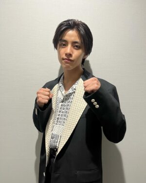 Kotaro Daigo Instagram - 映画『OUT』
舞台挨拶day☺︎

ご来場ありがとうございました！

品川さんがよく言ってた、この映画終わったらもう関係ないよって言葉、結構寂しかったので、真相聞けて良かったです！！！

みんなでデカくなってまた逢える日を楽しみに日々頑張ります☺︎