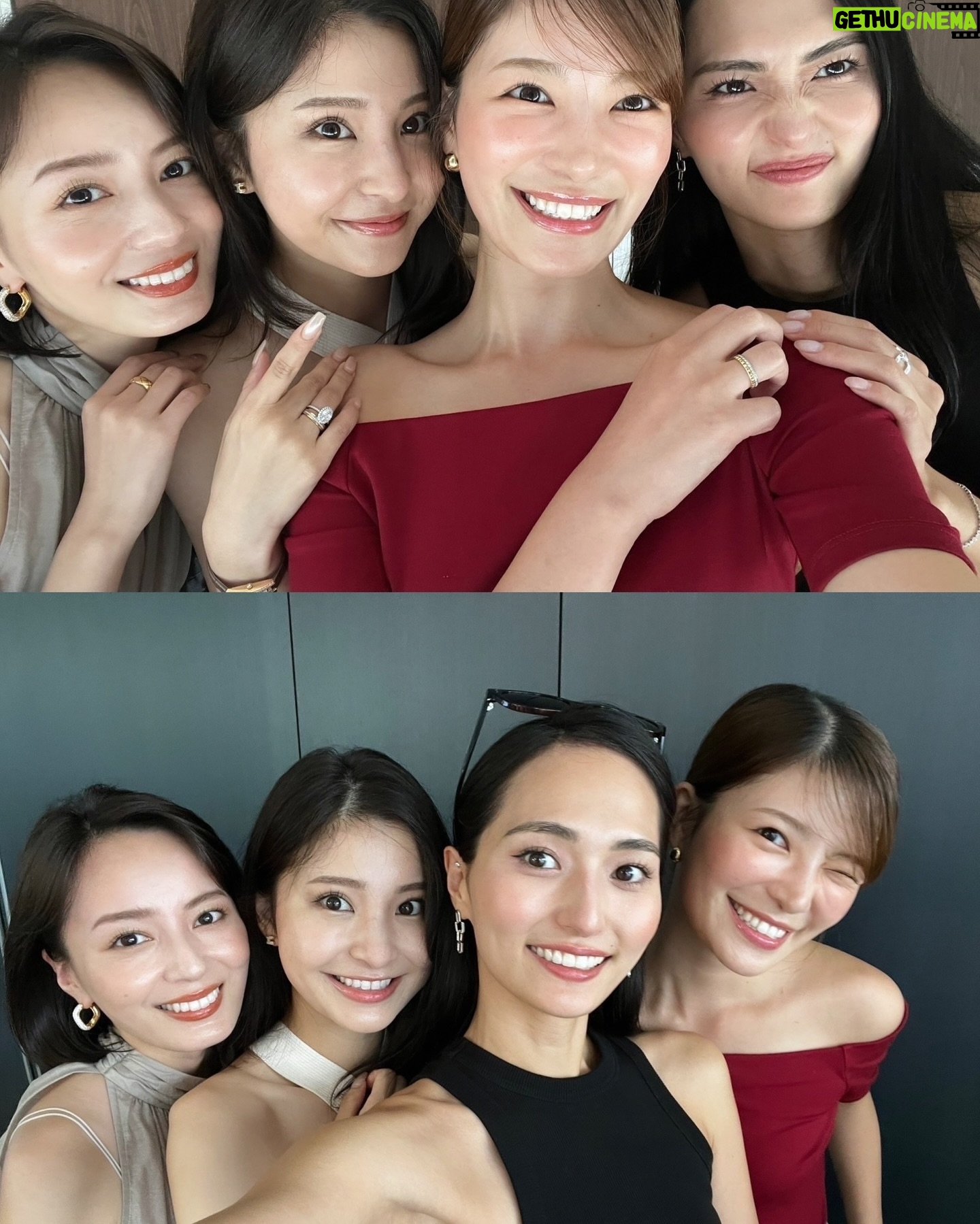 Kotoko Yamaga - 5.9K Likes - 今週のハイライト
好きな人たちと沢山会って幸せな一週間だった🥹
そして今週もよく飲んだ🍷
1.カウンター席大好き
2.おめぐとなごみちゃんの白さが際立つ
3.4.BBQ、夏って感じで最高
5.夫たちのテニス対決🎾
6.ゆうちょの料理教室また行きたい👩🏻🍳
7.anuansの展示会(ちえみちゃんと双子コーデになってたw)
8.会うたび元気をくださる大好きなひろ美さん
9.平和なランチ会
10.アボカドの断面は可愛い