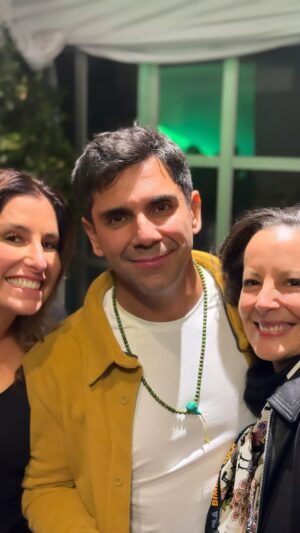 Krishna de Caso Instagram - Espectacular noche llena de amigos y cariño infinito 😍 Gracias @jpqueralto @fransfeir y a mi @panchamerino1 por hacerme reír hasta las lágrimas 😂 y mi pececillo @felipeavellooficial te extrañaba y al gran @americooficial por tu cariño 💚