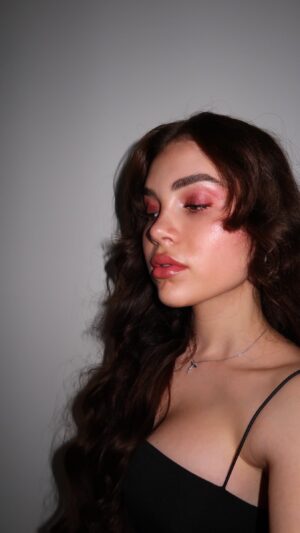 Kristal Shine Instagram - Páči sa vám tento kontent?🫢