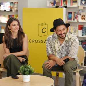 Kunal Khemu Instagram - Whether you are reading alone, reading together, reading to or being read to ... books make you a better person. So do the world a favour today, on national reading day, read a book!! ❤️ 📚#nationalreadingday
