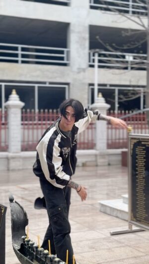 Kunatip Pinpradub Instagram - ดีนะมาทำบุญ ฝากเคราะห์ไป ไม่งั้นหัวเเตก