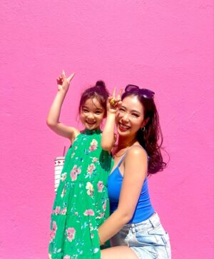 Kuran Instagram - 2024年7月4日
株式会社Brosky 
8年目に突入しました🙏🏻
Brosky jewelryからはじまり
BROSKY skin care、MOWRAと
こんなにも皆様に愛されるブランドを作れ、
ここまで続けられたのは
お客様、フォロワーの皆様、関係者の方々、スタッフのみんな、のお陰です💙
いつもありがとうございます！

今日から新しいステージです！！
これからも弊社ではワンランク上の美を追求し、
皆様が輝き続けられるような商品をご提供できればと思っています！！
皆様の悩みに寄り添い、こんなモノが世の中にあればいいな、、、など
新しいモノをこれからも生み出していくつもりです！

当初から愛用して頂いている方々、
最近ブランドを知って頂いた方々、
今後とも株式会社Broskyをよろしくお願いします！

実はBROSKYより
今月新商品の発表があります！
MOWRA からは
来月間に合うかな？来月or再来月
あたりで新商品の発表があります！
そしてBrosky jewelryからは
来月新作が発売されます！

楽しみにして頂けたら嬉しいです💙

本当にいつもありがとうございます！！

🫧MOWRAからお知らせ🫧
MOWRAシリーズ発売決定！！
7月6日(土)
12:00〜、21:00〜

▪️洗顔フォーム
▪️フェイス＆ボディ
クリーム
▪️ボディウォッシュ
▪️オリジナルタオル

※数に限りがありますのでお早めに！

#紅蘭
#株式会社brosky
#会社設立8年目
#brosky
#MOWRA
#broskyjewelry