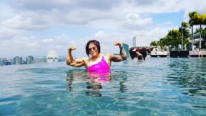 Kwon Tae-ho Instagram - 엄마 운동좀 그만해... ㅡㅡ
ㅋㅋㅋㅋㅋ
My Beast  mom @yesomhanbok
#naturalbodybuilding #singapore #내츄럴바디 
#머슬마니아 #머슬매니아 #musclemania #식스팩 #복근 #몸짱 #fitnessmodel #sixpack #marinabaysands #physique #dragonball #dragonballz  #wbff #ifbb #wff #ultimatebeastmaster #korea #inba #싱가폴 #tattoo