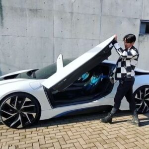 Kwon Tae-ho Instagram - 그리운 내 i8