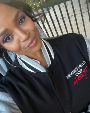 Kyla Pratt Instagram - Make sure you watch Beverly Hills Cop : Axel F on @netflix !!! 

I had the pleasure of working with a legend at a very young age. His kindness and professionalism laid the blueprint for what i have aspired to be in this industry. Whatever he is apart of, i will support.

#Legend
#EddieMurphy
#Netflix
