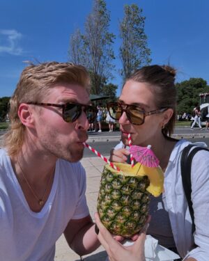 Kyle Cooke Instagram - Happy birthday to the pineapple of my eye 🍍❤️ @amandabatula