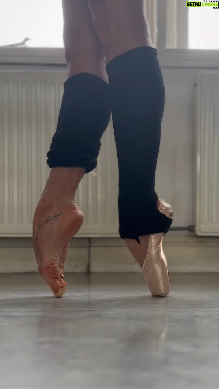 Kylie Shea - 20.2K Likes - ♉️🩰🦋 @pointechronicles @capezio
xxx o o o
#saveyourtearsforthestage
#pointechronicles
#capezio
#kylieshea