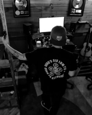 Kyson Facer Instagram - Some shots by @karisontherocks Got some exciting music stuff coming soon!