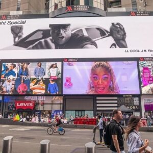LL Cool J Instagram - You know what it is! @LLCOOLJ - #SaturdayNightSpecial featuring @fatjoe and @richforever song and video out now on all DSPs. If you’re in New York don’t miss the billboard looming large over Times Square and of course tune in to Rock The Bells Radio @siriusxm Channel 43 🔊🔊🔊 where we’ll have it in rotation all weekend long.

Times Square Billboard Art: @jenn_amaris @jaydin_lopez