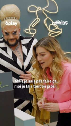 La Big Bertha Instagram - "Mais je sais pas faire ça, moi je fais tout en gros !" 😅 
@poopiblh reste de marbre face à son défi : réaliser un mini cupcake dans une MINI CUISINE ! 🧁 
 
💻📱 Retrouvez le 1er épisode sur 6play.fr et l’App 6play 
📺 L’intégralité du programme est disponible en exclusivité chez les distributeurs Canal , Orange, SFR, Bouygues et Free #MiniCooking