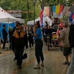La Big Bertha Instagram - MARRAINE DE LA PREMIERE MARCHE DES FIERTÉS DU TARN🏳️‍🌈🏳️‍⚧️🏳️‍🌈🏳️‍⚧️🫶🏻

Fiére, honorée et émue d’avoir pu apporter ma contribution à ma region natale et à mes racines en ces moments si sombres. C’etait une aprés midi de love de partage de sourires et de force entre freres entre soeurs ! 

30 Juin et 7 Juillet : votons pour nos libertés, faisons barrages aux fachisés pour continuer de nous célébrer ! 

Bravo à @diversites_pastel ! Merci à vous toustes ! Des moments précieux avec mes soeurs @miss_shannabanana @coco_damoiseau @etta_courgette @miss_brandysnap 

BE PROUD - merci aux videastes et photographes ;-) (dont @pearly_poppet @lealopez_hypnose …❤️🫶🏻) 

#dragqueen #pride #tarn