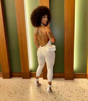 La Love The Boss Instagram - All White … What’s Your Favorite Pic 1, 2, 3 or 4? 👀