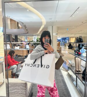 La Zowi Instagram - 😶‍🌫️