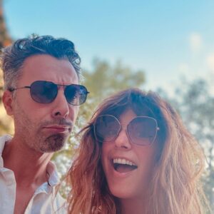 Laëtitia Milot Instagram - Merci pour tous vos messages d’anniversaire de mariage… Déjà 17 ans de mariage et 22 ans d’amour passionnel, de complicité, de disputes, de joie, de peine, de combat, des victoires, des larmes, des obstacles, mais on est toujours là plus fort que jamais! #love