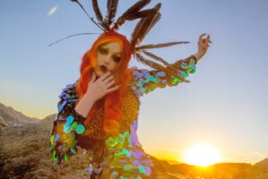 Laganja Estranja Instagram - Les Chimères 
Photography, Makeup, & Styling @roberthaymaniconography 
Wearing @armds_costume 
Hair @mcdonalds 
Nails @rave_nailz