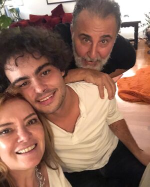 Lale Başar Instagram - Biz çok güzeliz