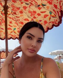 Actress Lamitta Frangieh HD Instagram Photos and Wallpapers August 2024