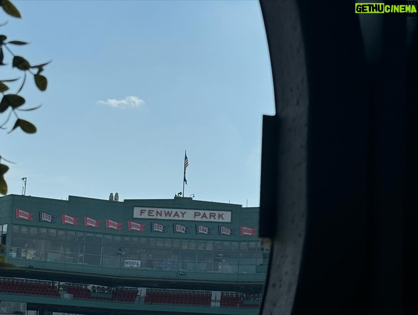 Lana Del Rey - 3.5 Million Likes - Jesus, it’s hot. Just taking 10 minutes in the balcony.
Let’s go Fenway