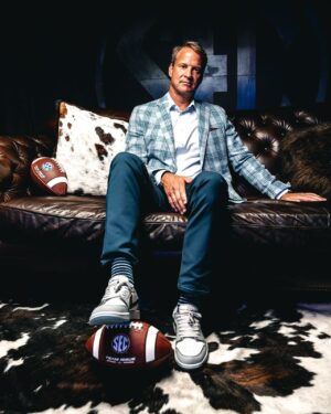 Lane Kiffin Instagram - Thanks to @bluedeltajeans and @hintonandhinton for the help with SEC Media Days #BuiltByMarkShoemake