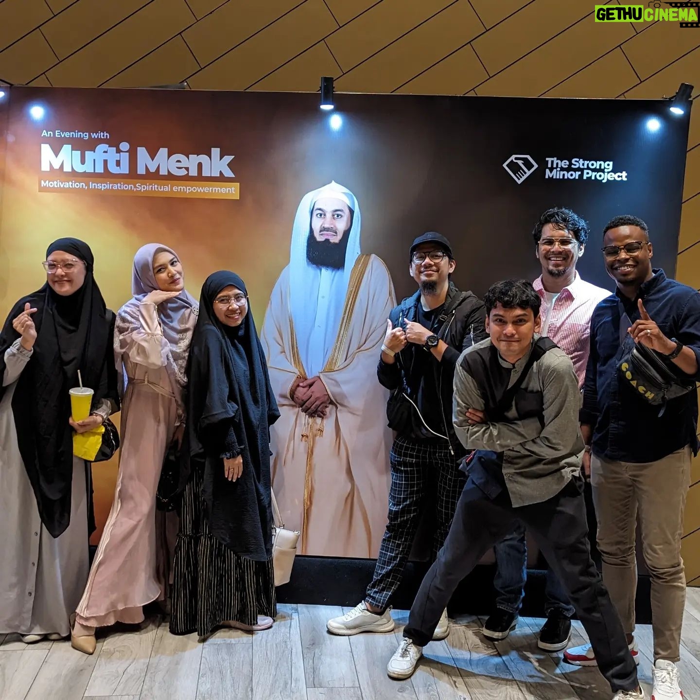 Langston Hues - 875 Likes - There will be times when the Almighty holds you back temporarily until the path is clear for you to move on. He can see things you can’t. Be thankful for the delay. Don’t curse it. The Owner of Time knows when it’s best for you to carry on with your journey.
- Mufti Menk
#muftimenk #ikwan #islam #jakarta #indonesia