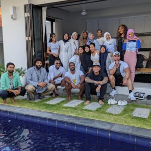 Langston Hues Instagram - And hold fast, all together, by the rope which Allah (stretches out for you), and be not divided among yourselves; and remember with gratitude Allah's favour on you;
Quran 3:103

Thank You @ananta.villas

#seekingnearness #seekers #retreat #bali #ihsan #balimuslims #muslimsinbali