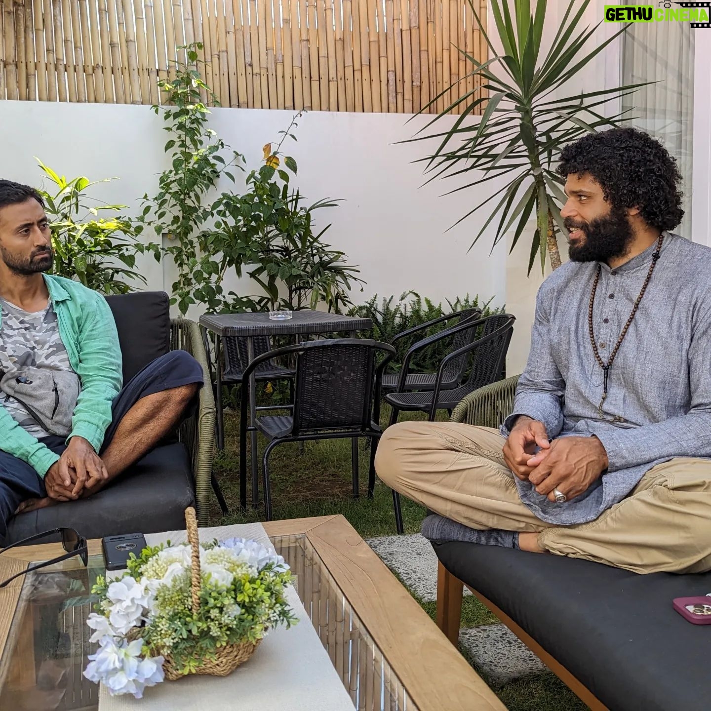 Langston Hues - 1.3K Likes - And hold fast, all together, by the rope which Allah (stretches out for you), and be not divided among yourselves; and remember with gratitude Allah's favour on you;
Quran 3:103
Thank You @ananta.villas
#seekingnearness #seekers #retreat #bali #ihsan #balimuslims #muslimsinbali