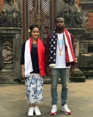 Langston Hues Instagram - From America to Indonesia with Love ♥️
Selamat Hari Kemerdekaan Indonesia 75 🇮🇩
#hutri75 #dirgahayuindonesia