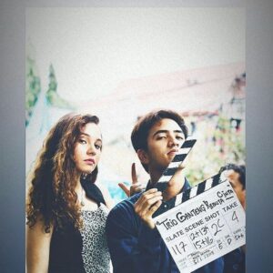 Larasati Nugroho Instagram - Matersuwun wesh nonton ngeh🙏