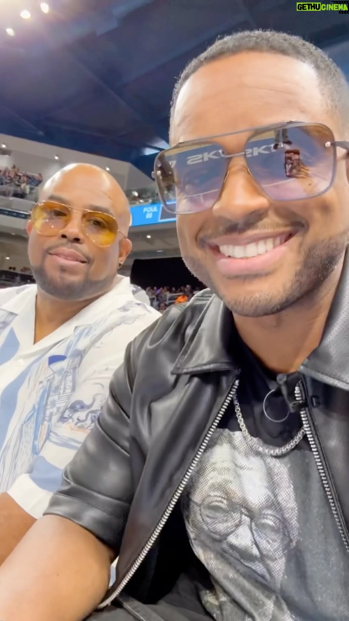 Larenz Tate - 48.5K Likes - The Tate Cam! 🎥 Family Fun! Ya Dig!!
⭐️ Chicago
⭐️ SkyTown
⭐️ Tate Brothers
⭐️ Summertime Chi