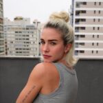 Laryssa Ayres