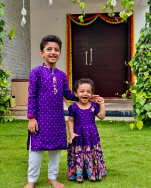 Lasya Manjunath Instagram - Happy Raksha Bandhan ❤️😍

Munni and junnu 😍
Outfits : @pari.designers_ 

#rakshabandhan #rakhi