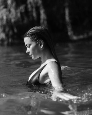 Laura Battistella Instagram - Spotted by @a.dhache in my new favourite bathing spot
