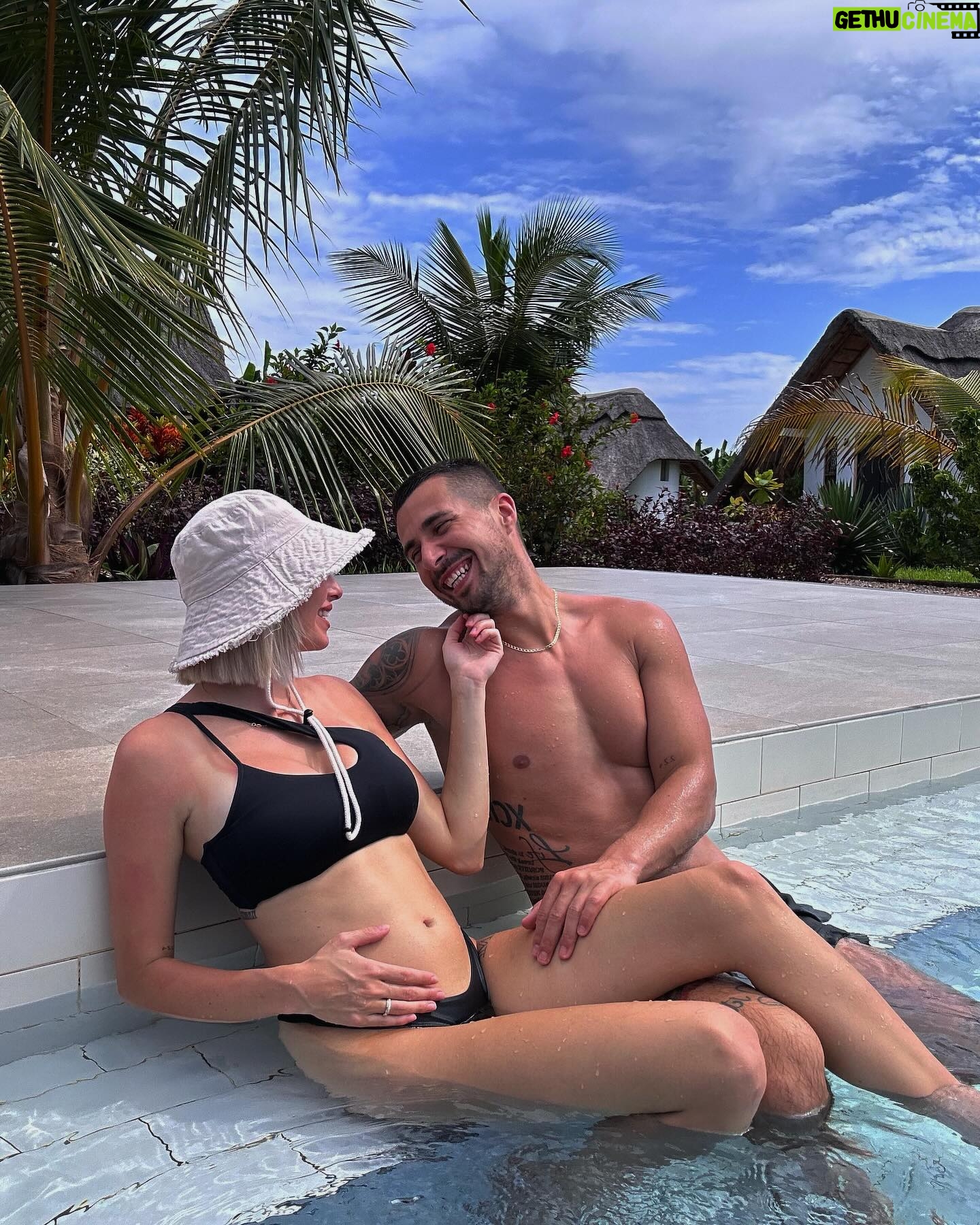 Laura Chrebetová - 34.5K Likes - Zaseknuté v konceptoch ☀️