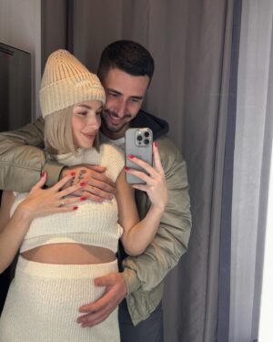 Laura Chrebetová Instagram - Moje lásky 🤎 

#us