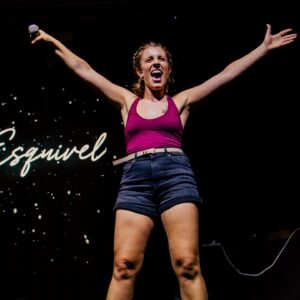 Laura Esquivel Instagram - éstos shows en Italia 🇮🇹 junto a @teenagedreamparty están siendo increíbles 💗!!!!

mañana retomamos con la gira! lxs esperamos en las siguientes fechas:

ITALIA 🇮🇹
📍Mercoledì 31/7 Jesolo (VE) - Spiaggia del Faro 
📍Giovedì 1/8 Lignano Sabbiadoro - Arena 
📍Venerdì 2/8 Rimini - Beach Arena 
📍Sabato 3/8 Bisceglie (BA) - DF Theatre 
📍Lunedì 5/8 Gallipoli - Parco Gondar 
📍Mercoledì 7/8 Reggio Calabria 
📍Venerdi 9/8 Marina di Setacciato (CB) - Sabbie Mobili Festival
📍Sabato 10/8 Senigallia - Mamamia
📍Domenica 11/8 Cinquale (MS) - Arena della Versilia

ARGENTINA 🇦🇷 (para presentar mi álbum)
📍Jueves 19/9 Buenos Aires, Argentina - La Trastienda

📷 @heymartii