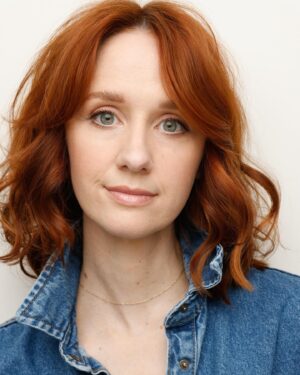Laura Spencer Instagram - Thank you @huebnerheadshots for the warm welcome back 💛 HMU by @katehollinsheadmakeup and styling by @magenmattox