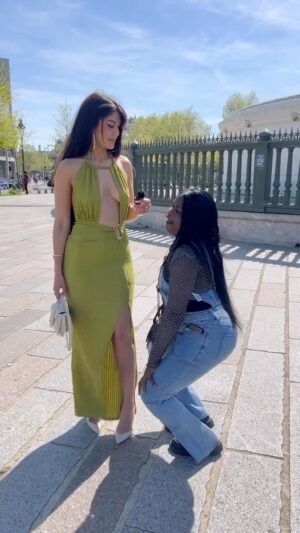 Lauren Cruz Instagram - Bon en tout cas elle était rigolote mais je pense qu’on ne sait pas compris 😭😅