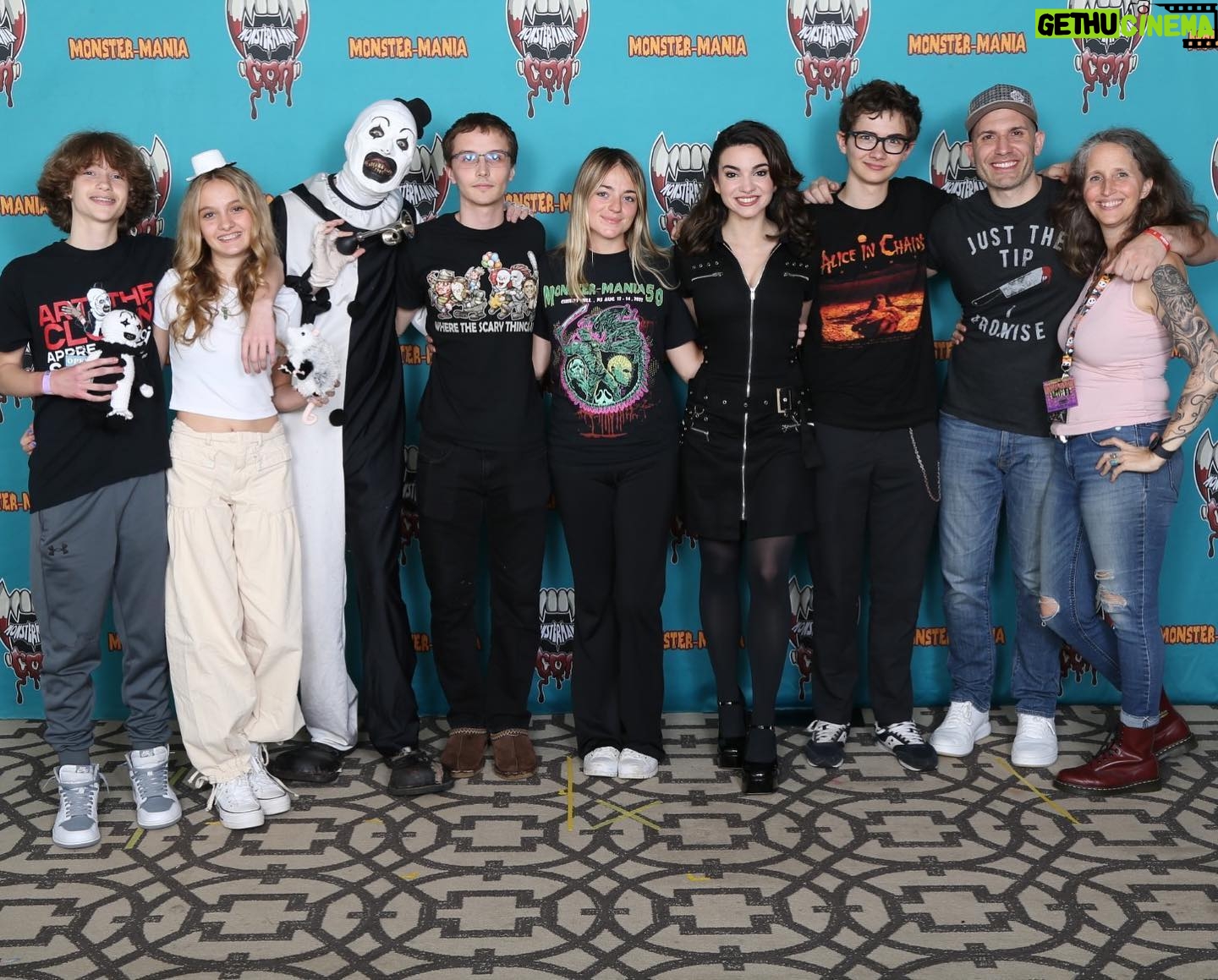 Lauren LaVera - 22.6K Likes - 🤡🗡️❤️