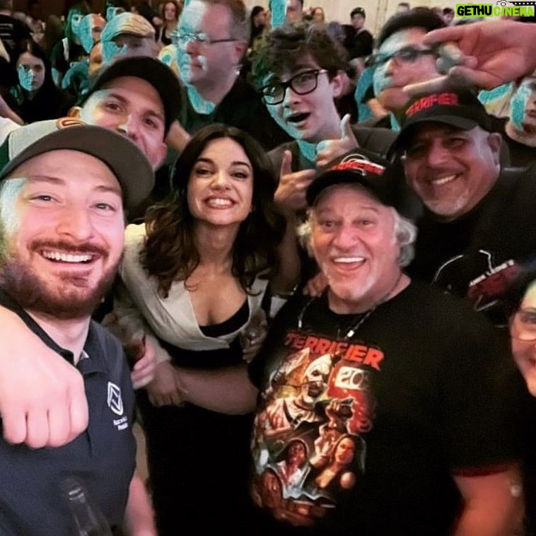 Lauren LaVera - 22.6K Likes - 🤡🗡️❤️