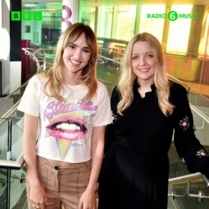 Lauren Laverne Instagram - 6 Music Goes Back with Suki Waterhouse ✨

She curated a special 1970s-inspired 6 Music Goes Back mix.

Listen to the full interview on @bbcsounds