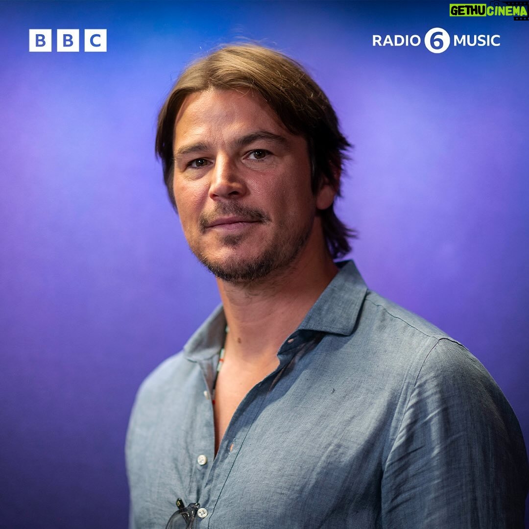 Lauren Laverne - 1.7K Likes - Starting the week right 💚
Lauren was joined by actor Josh Hartnett who stars in M. Night Shyamalan’s new psychological thriller, Trap.
Listen to the full interview on @bbcsounds
#joshhartnett