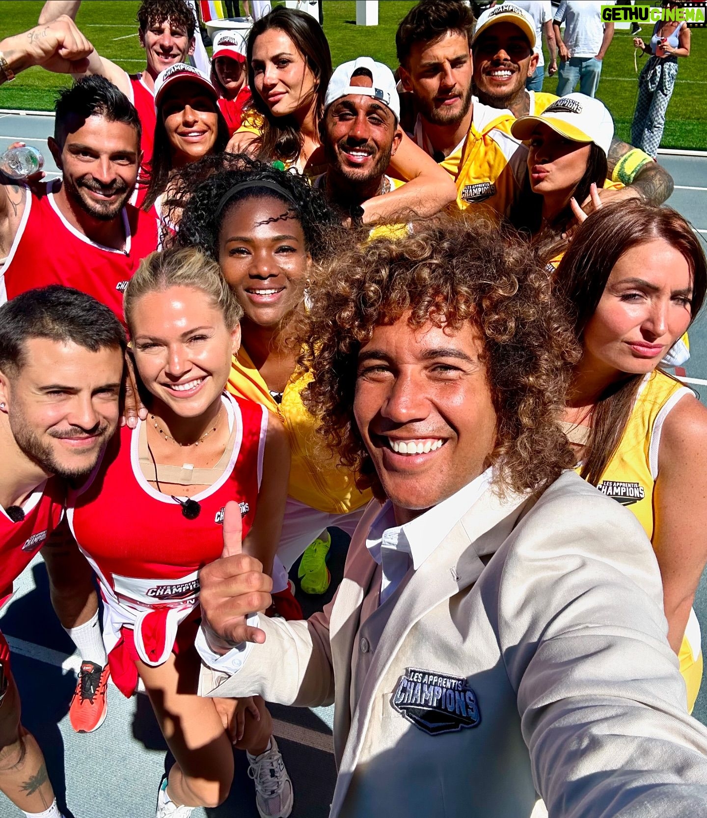Laurent Maistret - 11.1K Likes - Et voilà, c’est la fin des Apprentis Champions.
Ce soir c’est le dernier épisode 🥹
Un grand bravo à tous pour cette émission riche en sport 🏊♂️🏃🏾♂️🏅
Un grand bravo à tous les candidats d’avoir tout donné pour leurs associations et aux coachs qui les ont aidés à se surpasser 🙌
Bravo à toute l’équipe de @banijayfrance , à @bengiaz et à @florencefayard pour ce tournage 👏🏼👏🏼 et à @w9officiel pour sa confiance.
