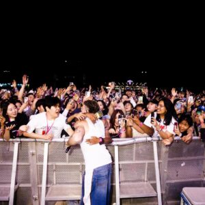 Lauv Instagram - SEOUL WAS SO LIT TONIGHT CAUSE I GOT TO HUG U AND WE GOT TO HAVE SOME DEEP-ASS MOMENTS AND, HONESTLY, I JUST WANNA SAY YOU GUYS LITERALLY SAVE ME FROM MYSELF LITERALLY EVERY SHOW SO FOR THAT I LOVE YOU 4EVRRRRR