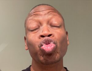Lawrence Gilliard Jr. Instagram - And when I meet her, we shall self-care…TOGETHER!!! Fellas! Self care using the same methods she uses…and see what happens!!! 😉#lgjrlifestyle #selfcare #showersteamers #nourish #savannah #georgia