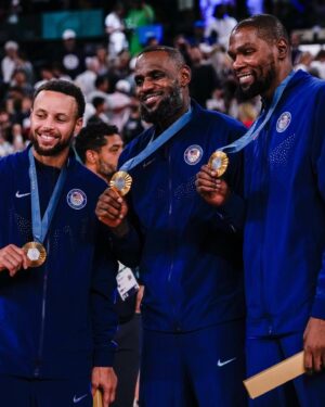 LeBron James Instagram - AVENGERS ASSEMBLE!! Mission Complete 🥇🇺🇸🫡👑
