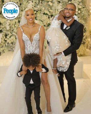 LeToya Luckett Instagram - LeToya Luckett is married! 🥺💍 The Grammy-winner tied the knot with Virginia entrepreneur Taleo Coles in a “chic, classic” ceremony held at the luxury Le Tesserae venue in Houston, Texas on Saturday, July 27, in front of hundreds of their closest family and friends. 

Learn all about their special day in PEOPLE’s bio link! | 📷: @sterlingpics
